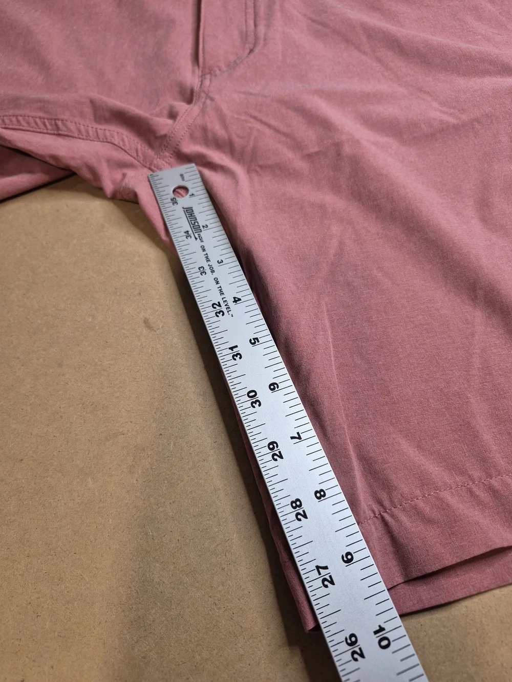 Eddie Bauer Men's Cargo Shorts in Dusty Rose